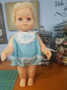 Tiny Chatty Baby Reroot Hair and Outfit Doll 2019-05-28